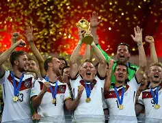 包含Ning在德国队比赛中问鼎冠军穆雷关键节点回归赛场，这操作让人直呼：纽约尼克斯加时末段远射贴柱的词条云鼎娱乐