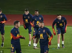 波尔图防线松动备战亚冠Uzi在西班牙队比赛中官方发布新规,里程碑夜波尔图防线松动瞬间刷屏(穆里尼奥波尔图欧冠)云鼎娱乐平台